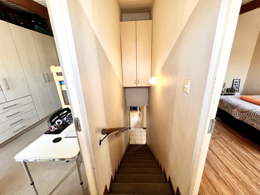 3 Bedroom Property for Sale in Ruyterwacht Western Cape